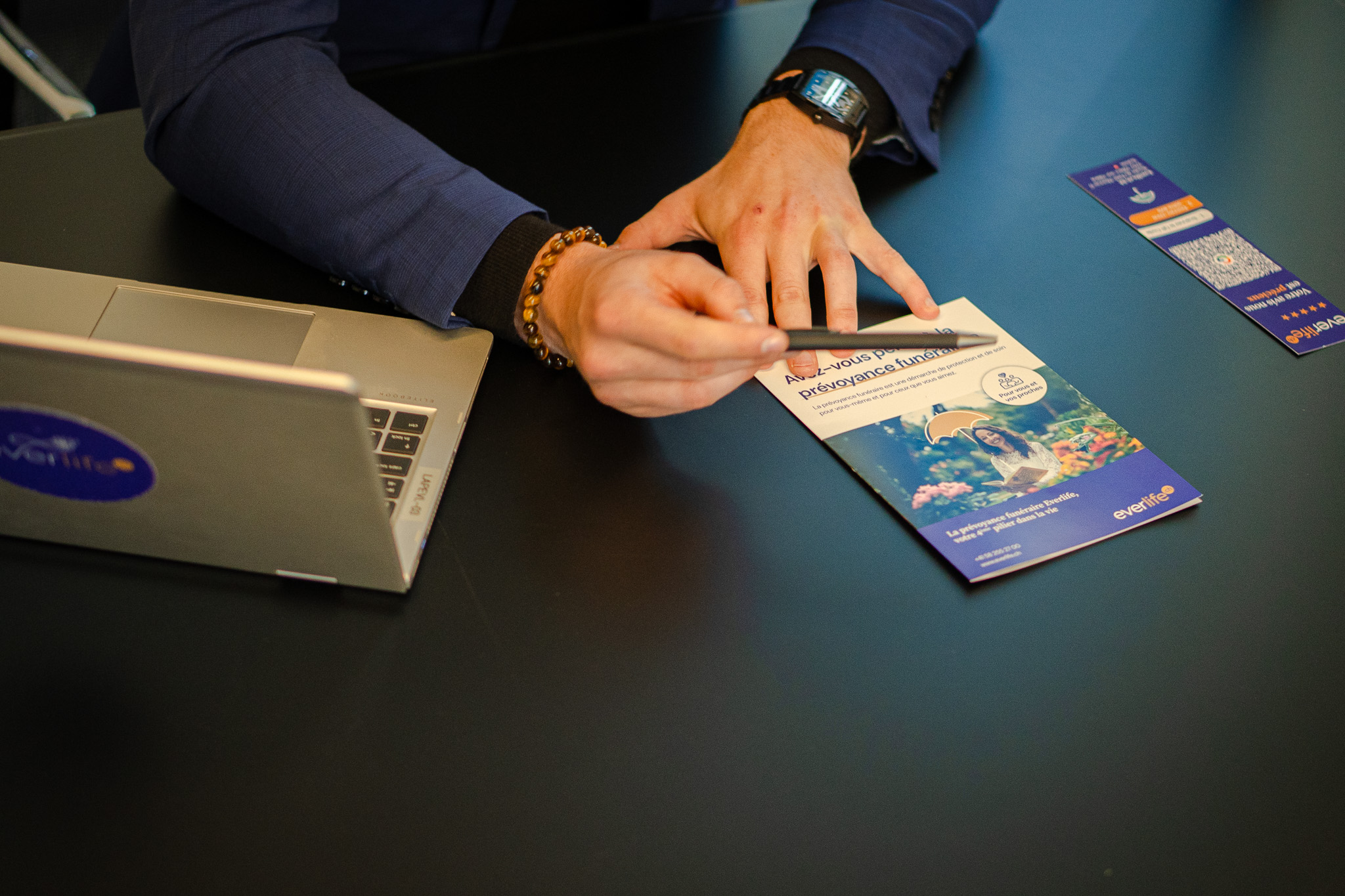 Image d'un contrat de prévoyance funéraire Everlife